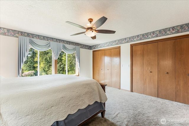 129 Cedar Falls Drive, Kelso, WA 98626