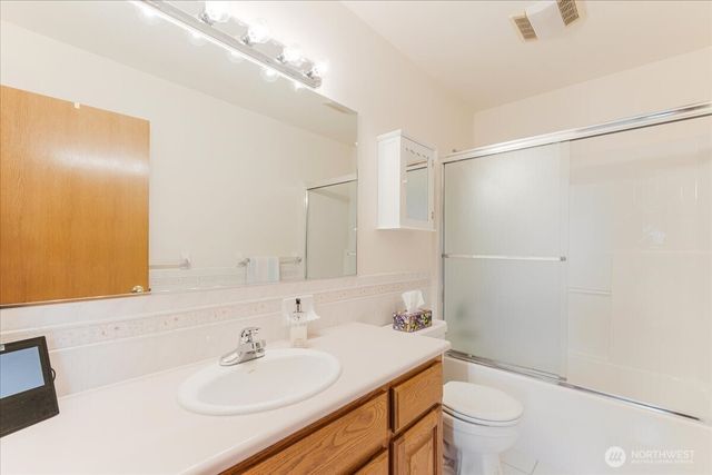 129 Cedar Falls Drive, Kelso, WA 98626