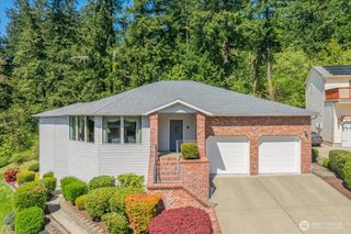 129 Cedar Falls Drive, Kelso, WA 98626