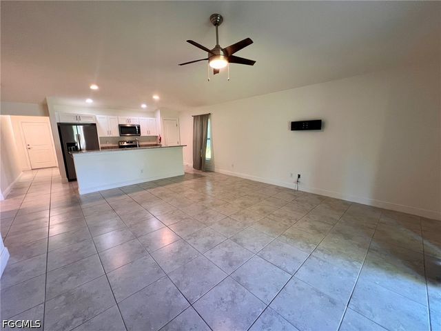 3322 SW 17th PL, Cape Coral, FL 33914
