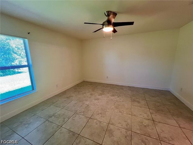 3322 SW 17th PL, Cape Coral, FL 33914