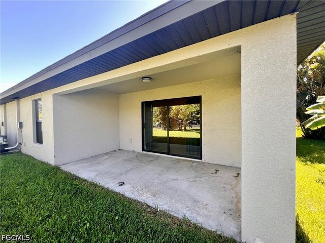 3322 SW 17th PL, Cape Coral, FL 33914
