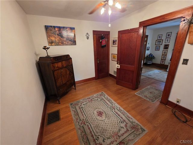 341 Cloveridge Drive, Syracuse, NY 13206
