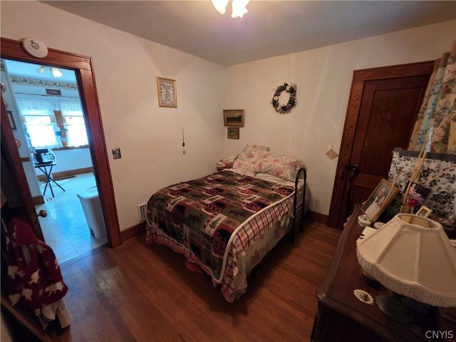 341 Cloveridge Drive, Syracuse, NY 13206