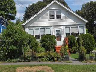 341 Cloveridge Drive, Syracuse, NY 13206