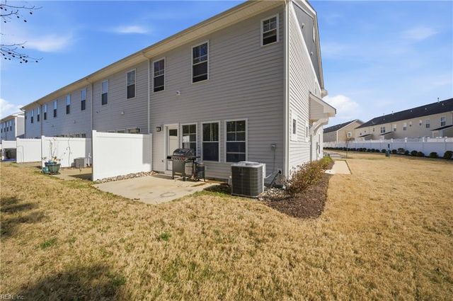 1002 Opal Street 104, Suffolk, VA 23435