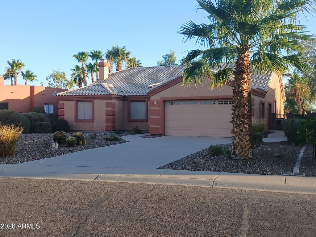 880 W SAINT ANDREWS Drive, Casa Grande, AZ 85122 — photo 2
