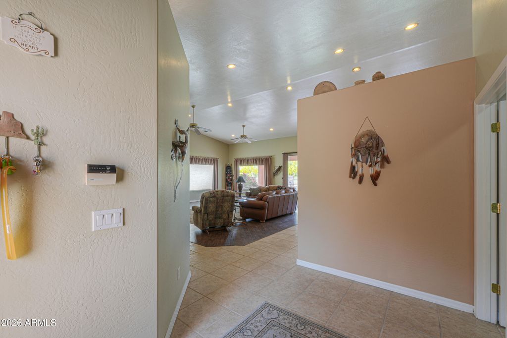 880 W SAINT ANDREWS Drive, Casa Grande, AZ 85122 — photo 5