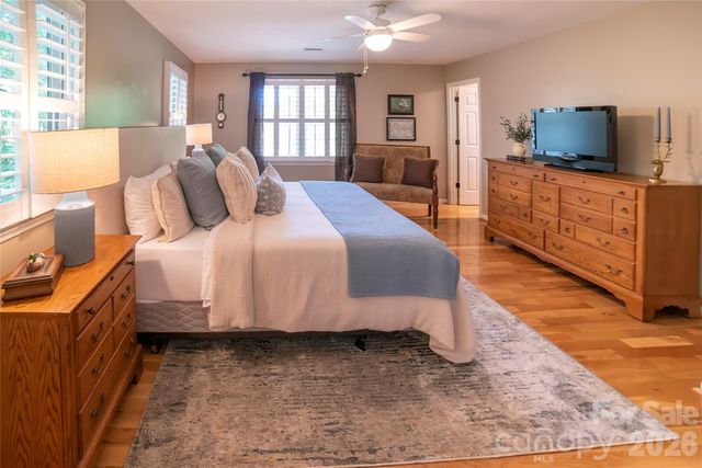 1793 Cedar Drive SE, Lenoir, NC 28645