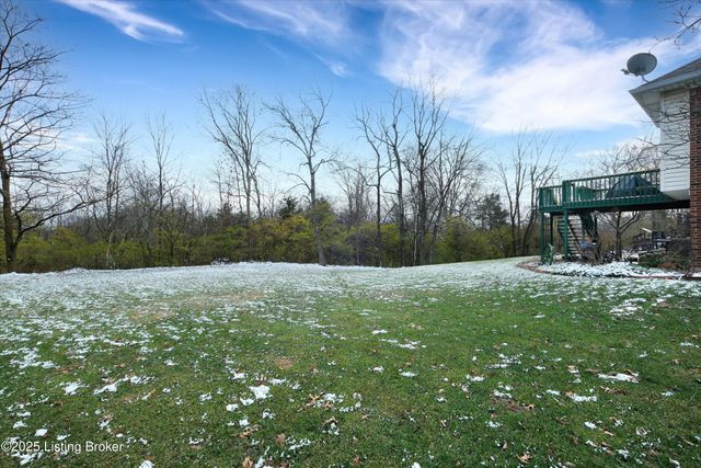 1928 Prestwick Dr, La Grange, KY 40031