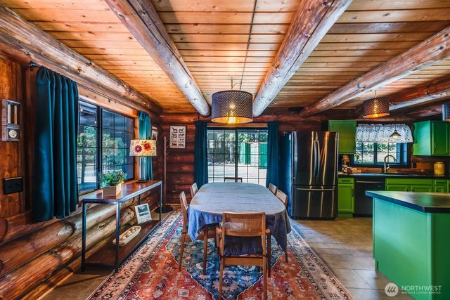 4711 Kachess Lake Rd, Easton, WA 98925