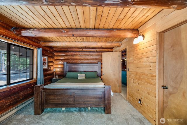 4711 Kachess Lake Rd, Easton, WA 98925