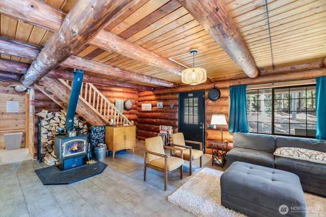 4711 Kachess Lake Rd, Easton, WA 98925