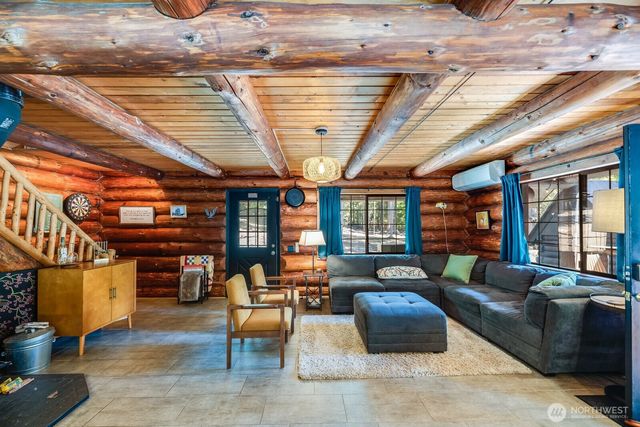 4711 Kachess Lake Rd, Easton, WA 98925