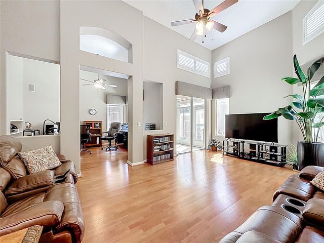 848 CREPE MYRTLE CIRCLE, Apopka, FL 32712