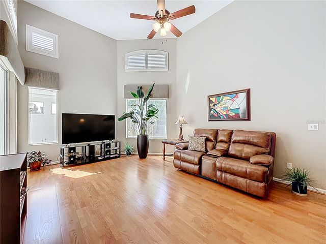 848 CREPE MYRTLE CIRCLE, Apopka, FL 32712