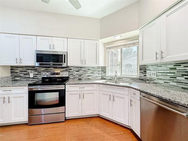 848 CREPE MYRTLE CIRCLE, Apopka, FL 32712