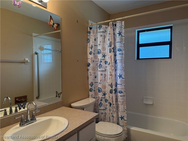 55 Lake Side Trail, Lake Placid, FL 33852