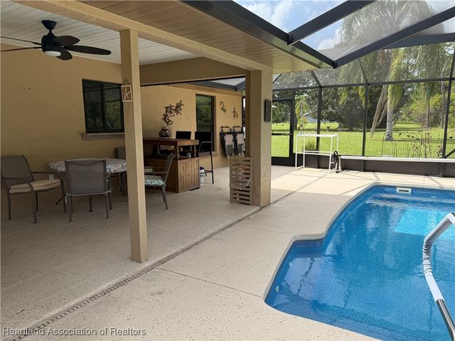55 Lake Side Trail, Lake Placid, FL 33852