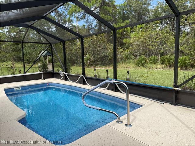 55 Lake Side Trail, Lake Placid, FL 33852
