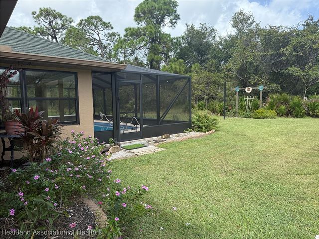 55 Lake Side Trail, Lake Placid, FL 33852
