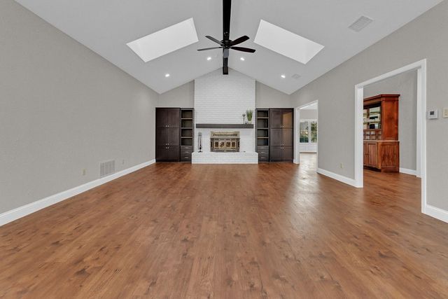 241 Hideaway Lane E, Hideaway, TX 75771