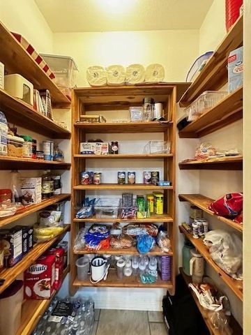 28 Angelfish Court, Russellville, AR 72802