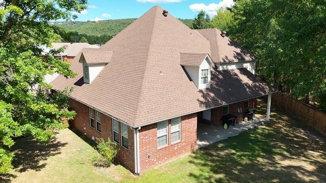 28 Angelfish Court, Russellville, AR 72802