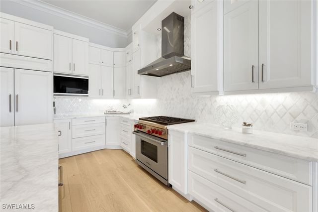 27241 Ibis Cove CT, Bonita Springs, FL 34134