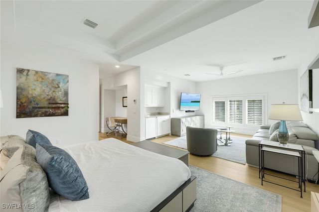 27241 Ibis Cove CT, Bonita Springs, FL 34134