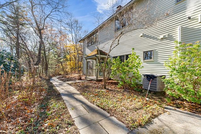 84 Davison Dr., Lincoln, MA 01773