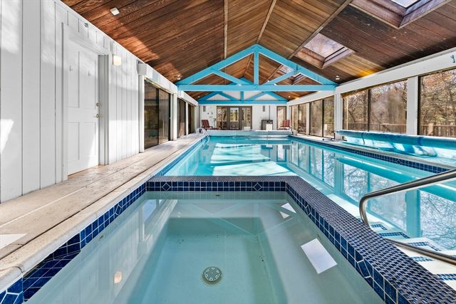 84 Davison Dr., Lincoln, MA 01773