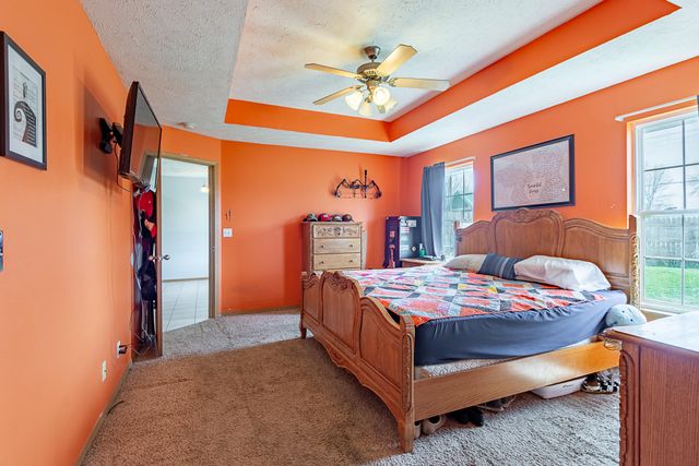 987 S Natalie Avenue, Springfield, MO 65802