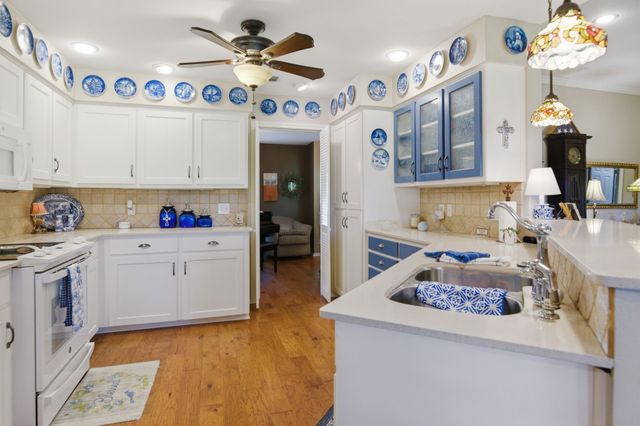 4117 Fairway Drive, De Cordova, TX 76049