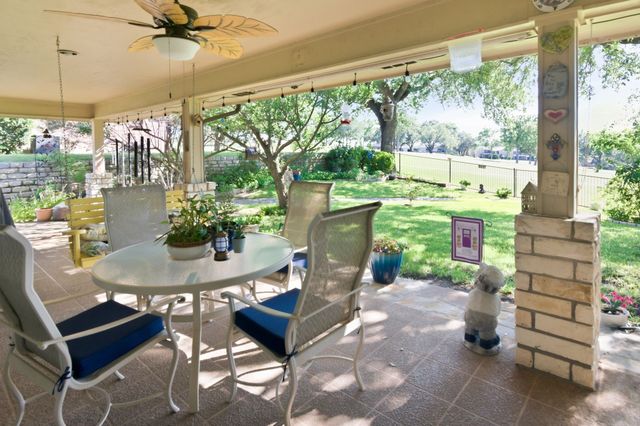 4117 Fairway Drive, De Cordova, TX 76049