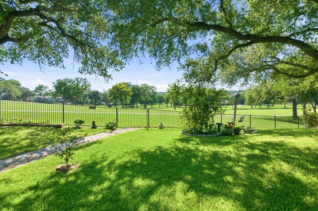 4117 Fairway Drive, De Cordova, TX 76049