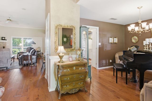 4117 Fairway Drive, De Cordova, TX 76049