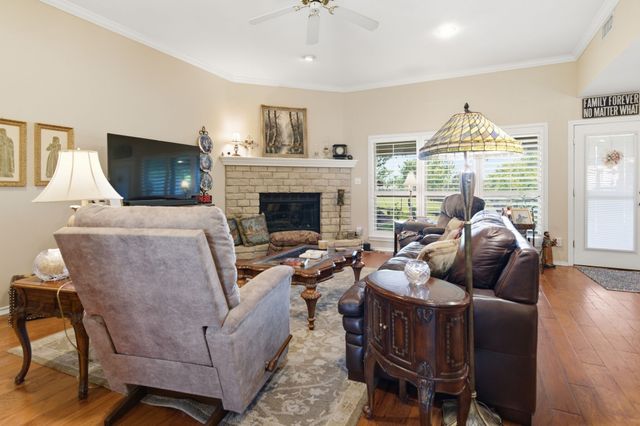 4117 Fairway Drive, De Cordova, TX 76049