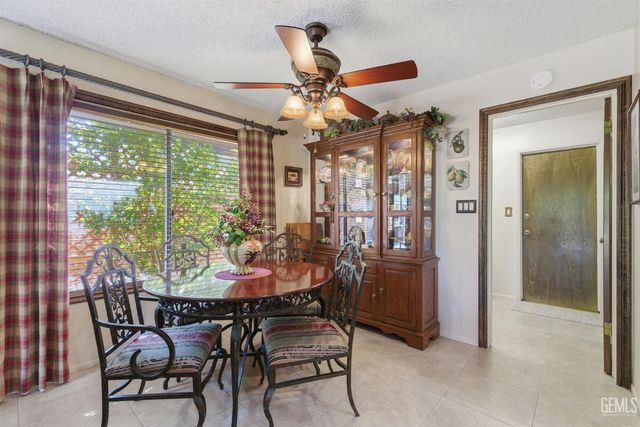 7605 Valemount Drive, Bakersfield, CA 93309