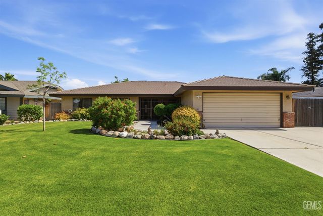 7605 Valemount Drive, Bakersfield, CA 93309