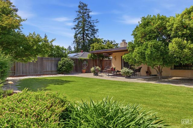 7605 Valemount Drive, Bakersfield, CA 93309