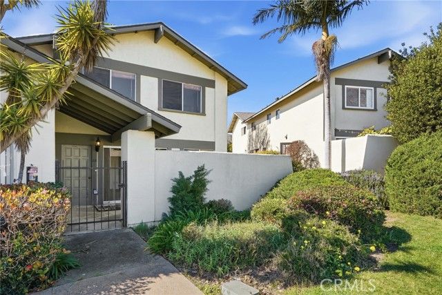1750 Prefumo Canyon 22, San Luis Obispo, CA 93405