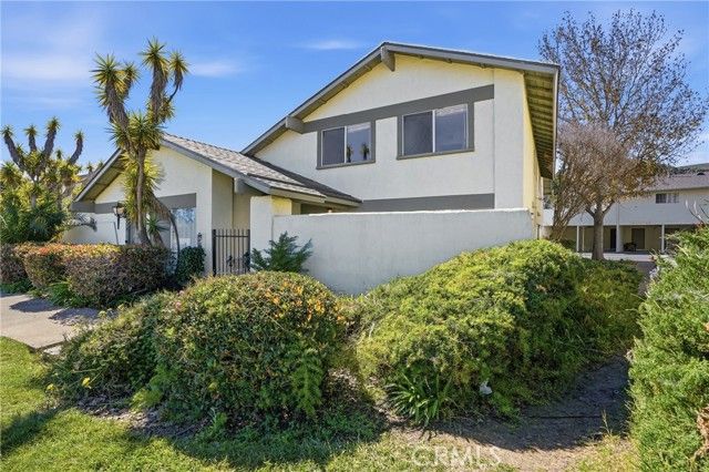 1750 Prefumo Canyon 22, San Luis Obispo, CA 93405