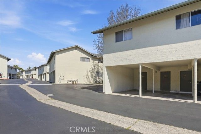 1750 Prefumo Canyon 22, San Luis Obispo, CA 93405