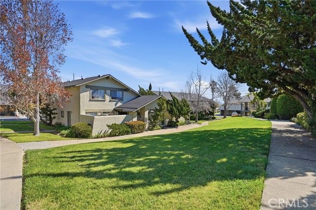 1750 Prefumo Canyon 22, San Luis Obispo, CA 93405
