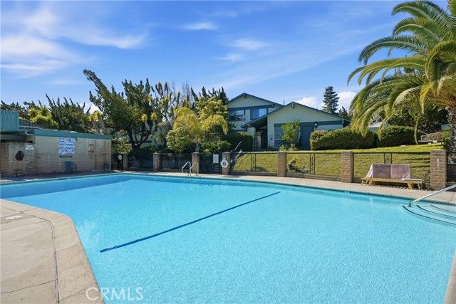 1750 Prefumo Canyon 22, San Luis Obispo, CA 93405