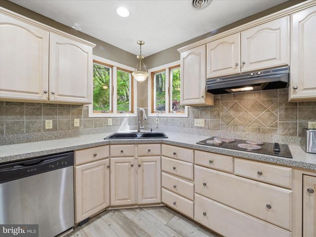 16167 SCRIBEY RD, Willow Hill, PA 17271