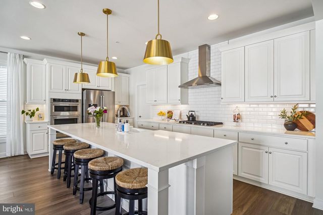 8776 WALNUT BOTTOM LN, Frederick, MD 21701