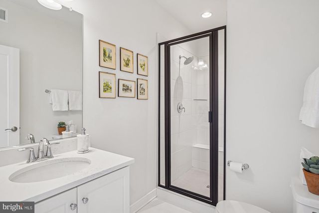 8776 WALNUT BOTTOM LN, Frederick, MD 21701