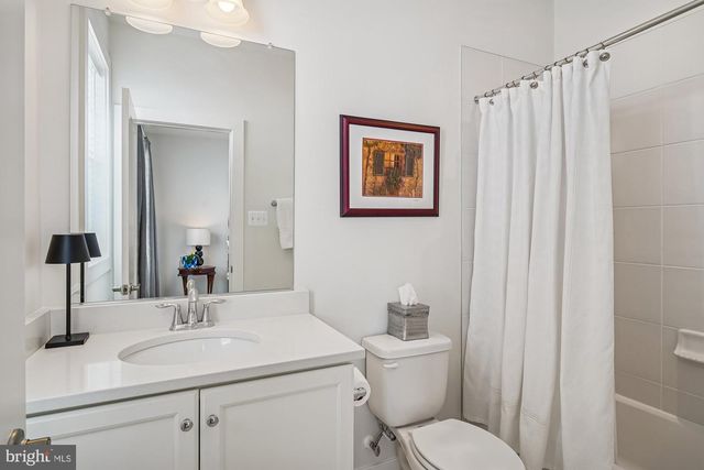 8776 WALNUT BOTTOM LN, Frederick, MD 21701